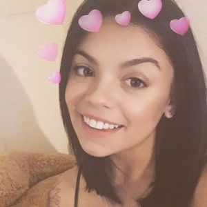 Meet your Posher, Amelia